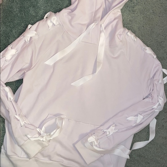Carbon38 Tops - Brand New Carbon38 Hoodie 🤍